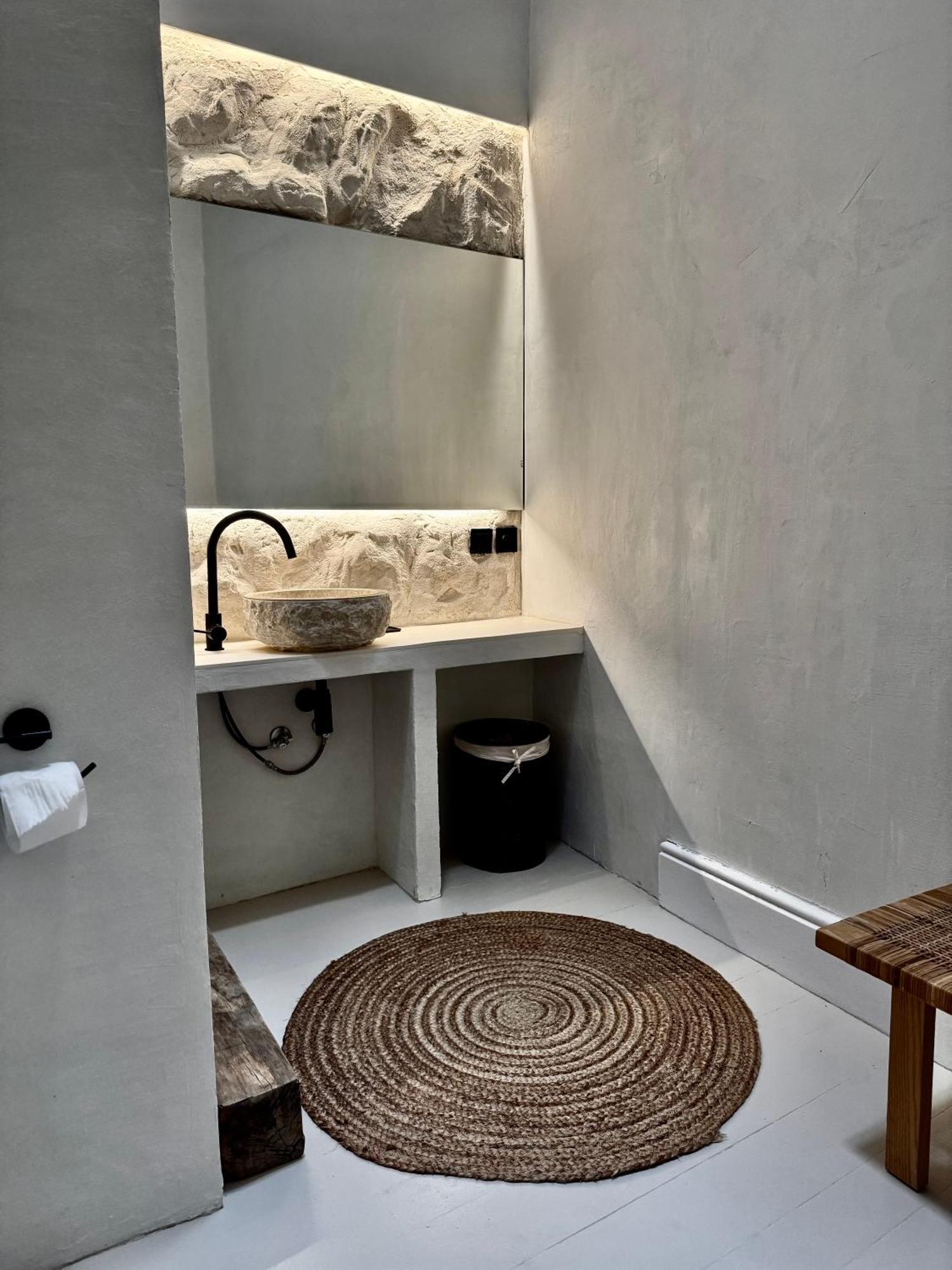 Beige Tranquil Escape By The Sea Apartment *